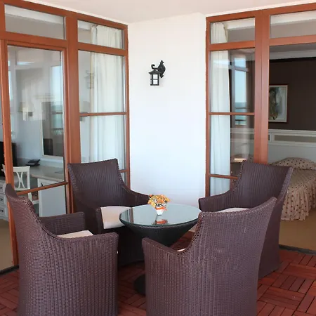 Helena Vip And Villa