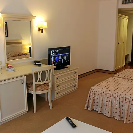 Helena Vip And * Sunny Beach