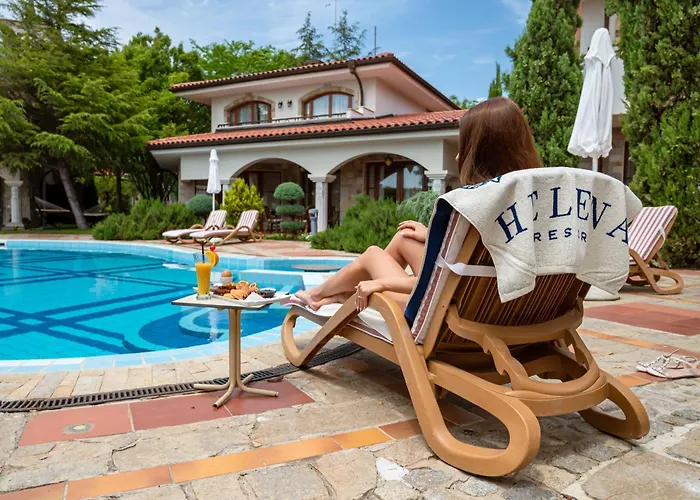 Helena Vip And וילה