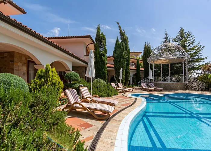 Helena Vip And וילה *