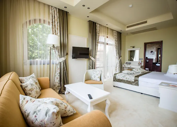 וילה Helena Vip And