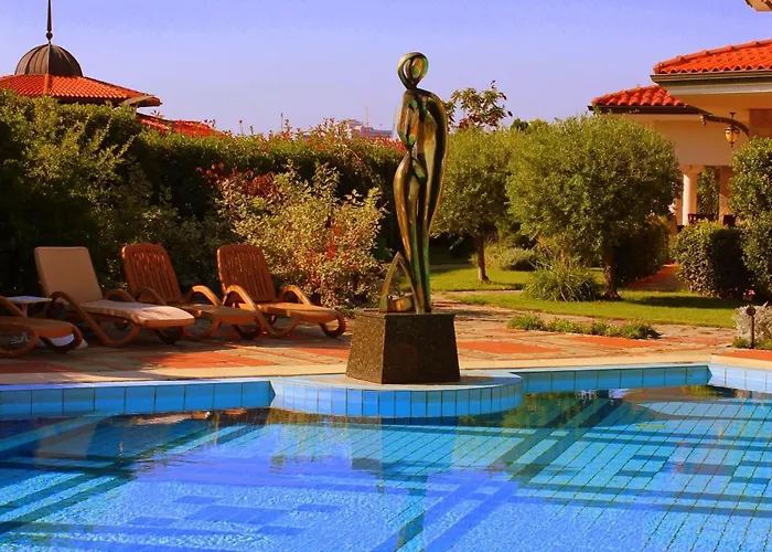 וילה Helena Vip And