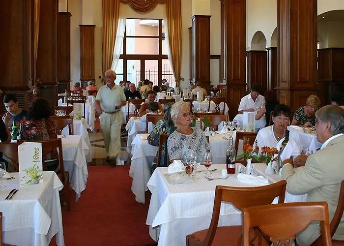 וילה Helena Vip And