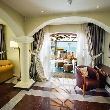 Villa Helena Vip And *