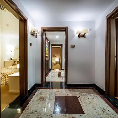 Helena Vip Villas&suites - Half Board Villa Sunny Beach