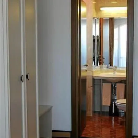 Helena Vip And 别墅 *