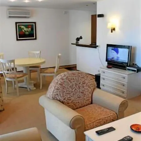 别墅 Helena Vip And *