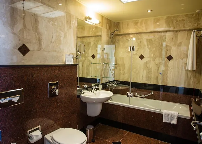 Helena Vip And * Slantchev Briag