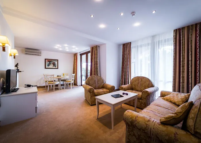 Helena Vip And Villa *